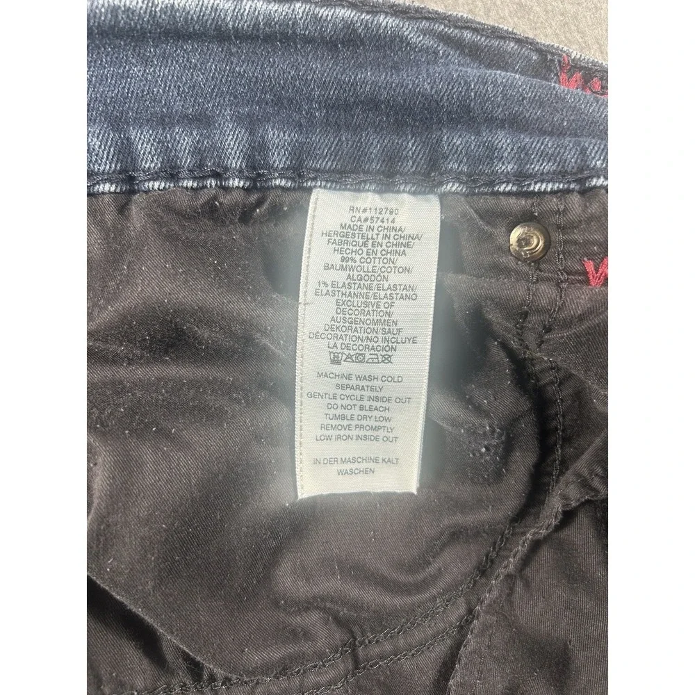 True Religion Ricky Relaxed Straight Jeans with Red‎ Contrast Stitching Size 40